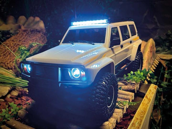 Image du produit Absima 1:10 PATROL CR4.4 Creme (RTR Prêt à fonctionner)