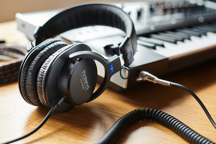 Actual product image Roland RH-200 (No noise cancelling, Cable)