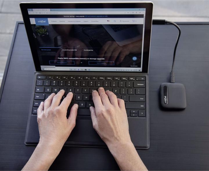 Actual product image Crucial X6 (4000 GB)