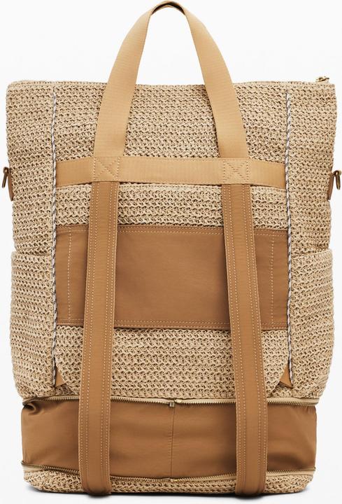 Actual product image Desigual Raffia Voyager