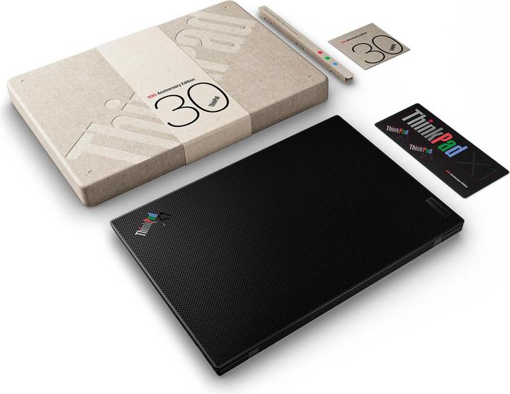 Produktbild Lenovo ThinkPad X1 Carbon Gen 10 (14", 1000 GB, 32 GB, CH, Intel Core i7-1260P)