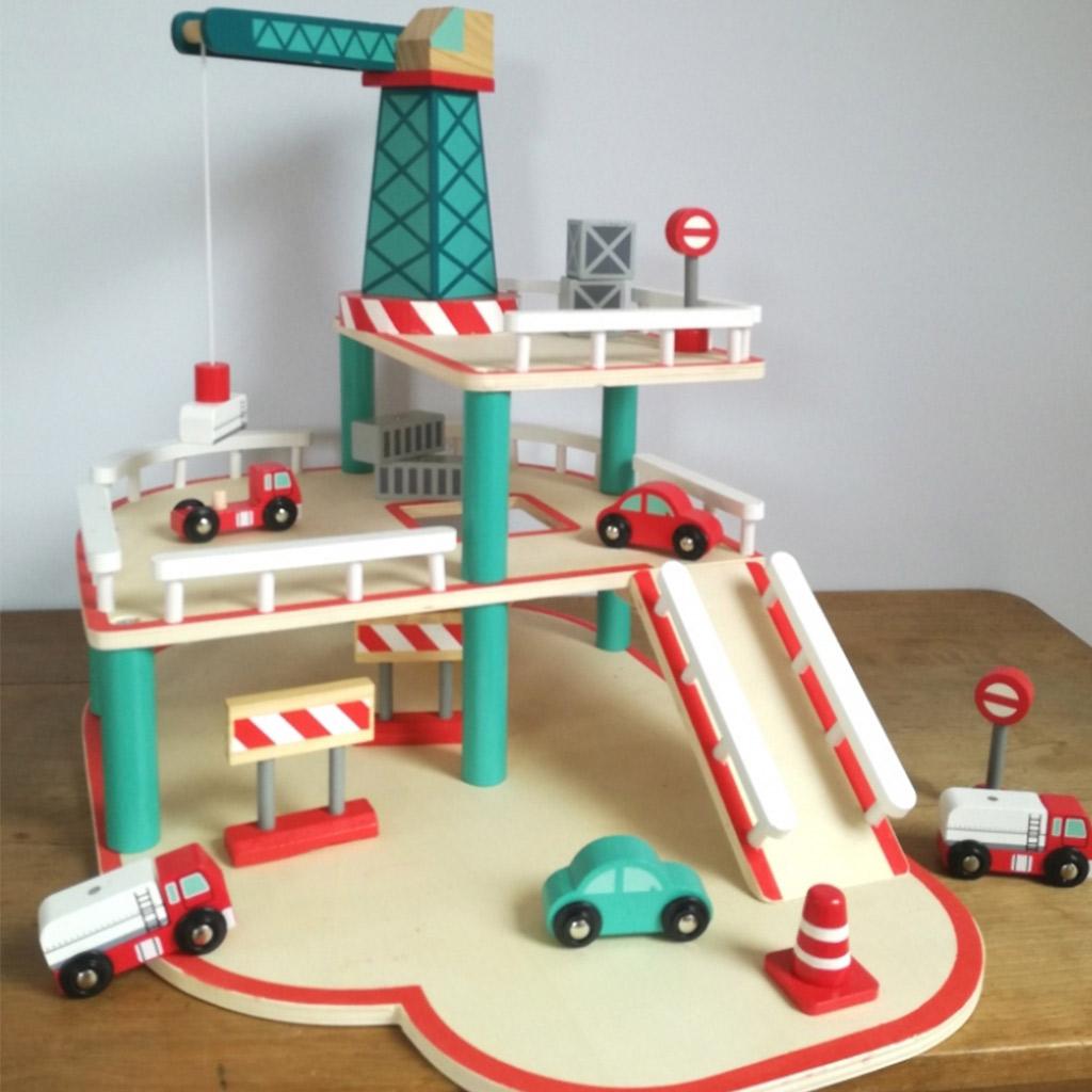 Thumbnail - Egmont Garage mit Kran