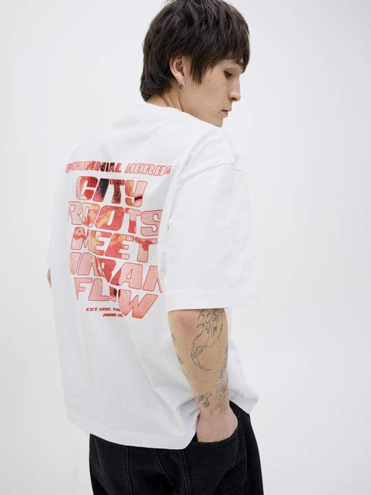 Actual product image Jack & Jones Rückenprint Rundhalsausschnitt T-shirt T-shirt (XXL)