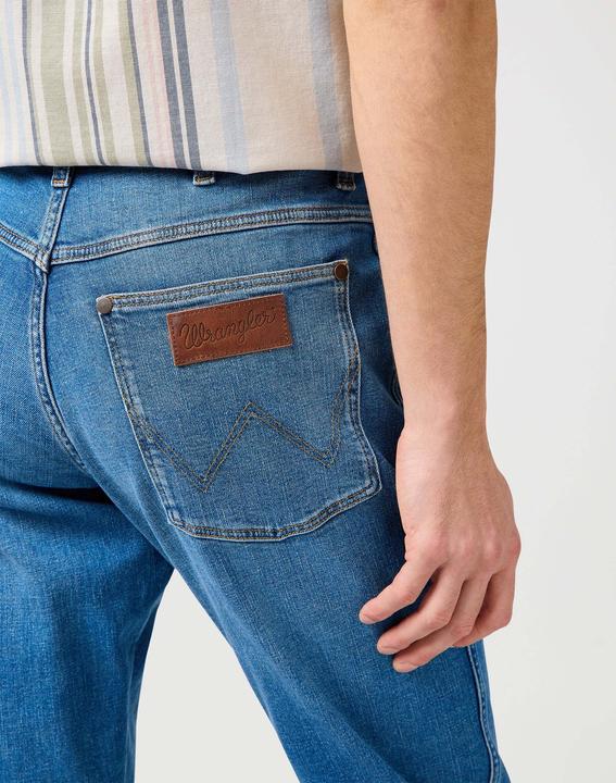 Actual product image Wrangler Jeans River (33)