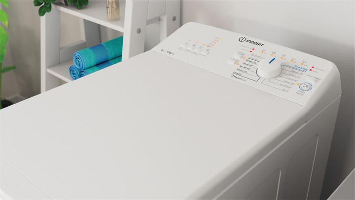 Actual product image Indesit BTW L60400 EN Top loading washing machine 6 kg 1000 rpm C White (6 kg, Downwards)