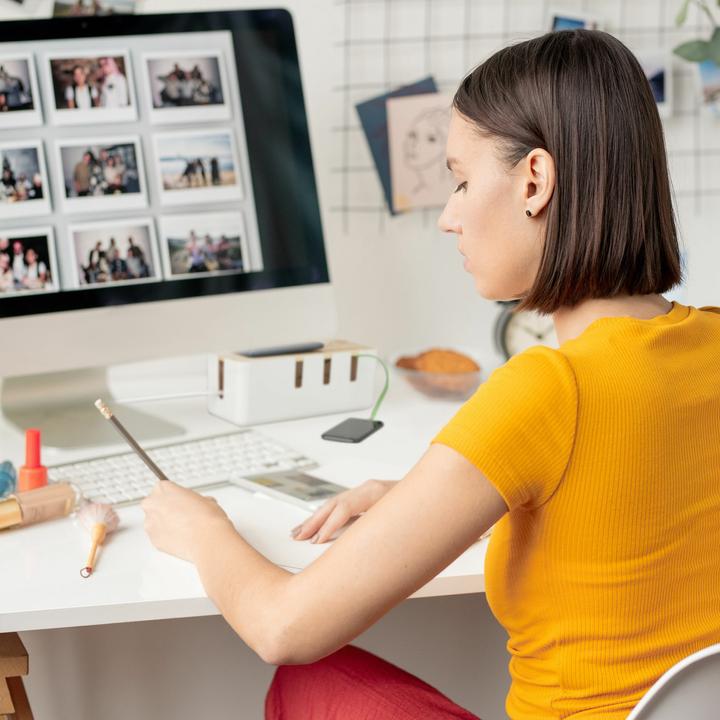 Actual product image Relaxdays Bathroom shelf