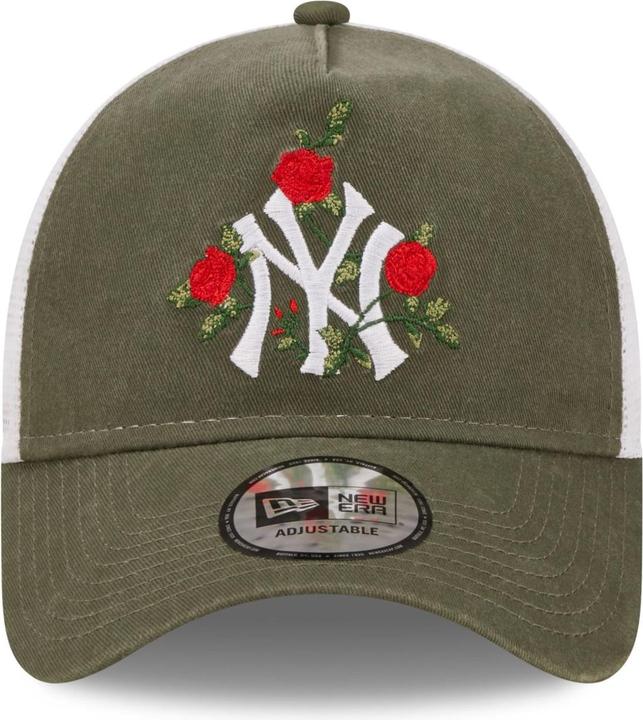 Actual product image New Era Adjustable Trucker Cap - Flower New York Yankees (One size)
