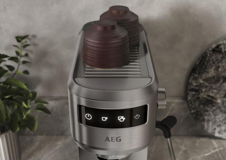 Actual product image AEG EC6-1-6ST
