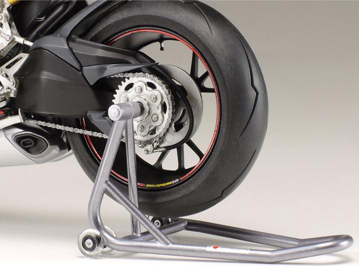 Produktbild Tamiya Ducati 1199 Panigale S Tricolore