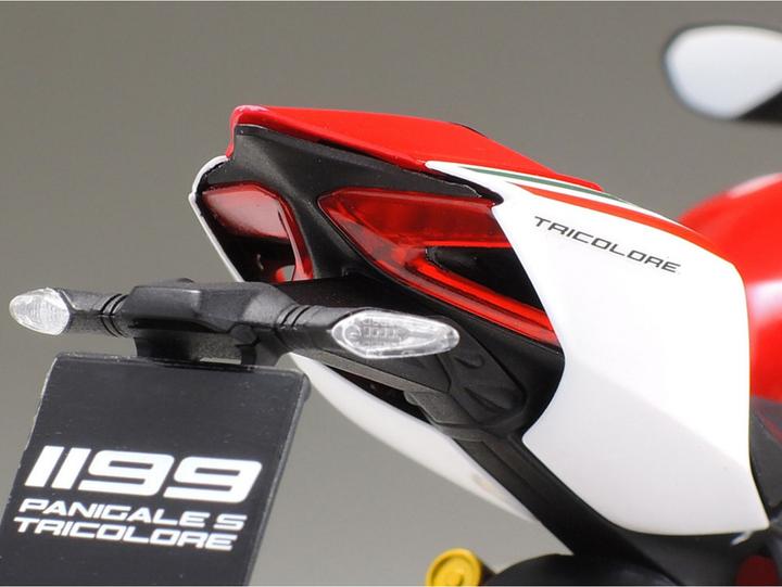 Produktbild Tamiya Ducati 1199 Panigale S Tricolore