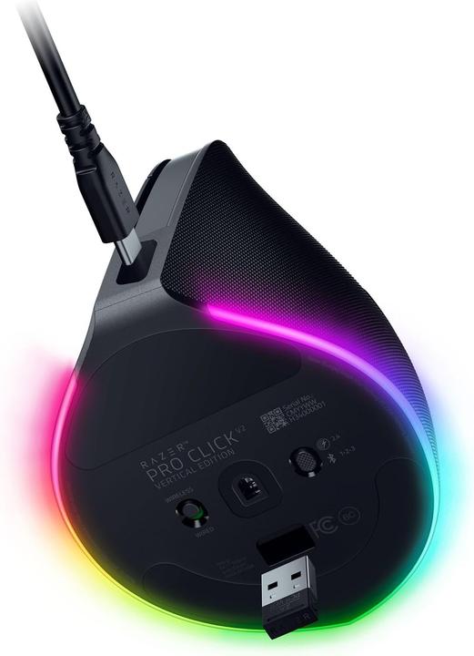Actual product image Razer Pro Click V2 Vertical Edition (Cable, Wireless)