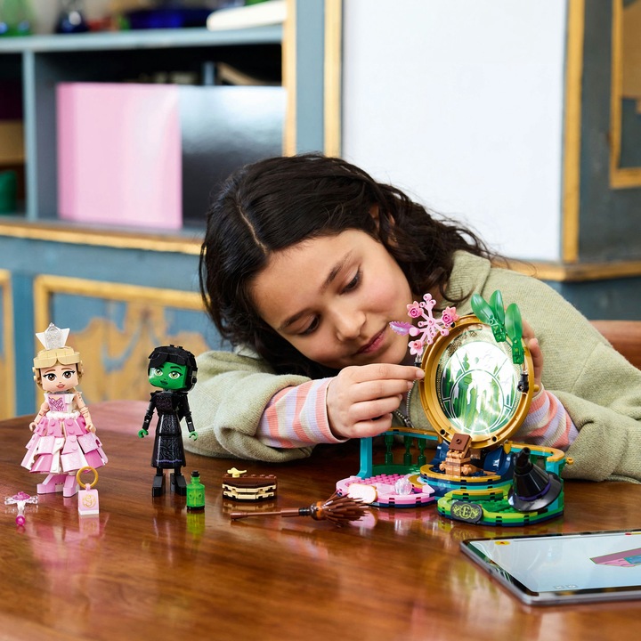 Produktbild LEGO Elphaba und Glinda (75682, LEGO Wicked)