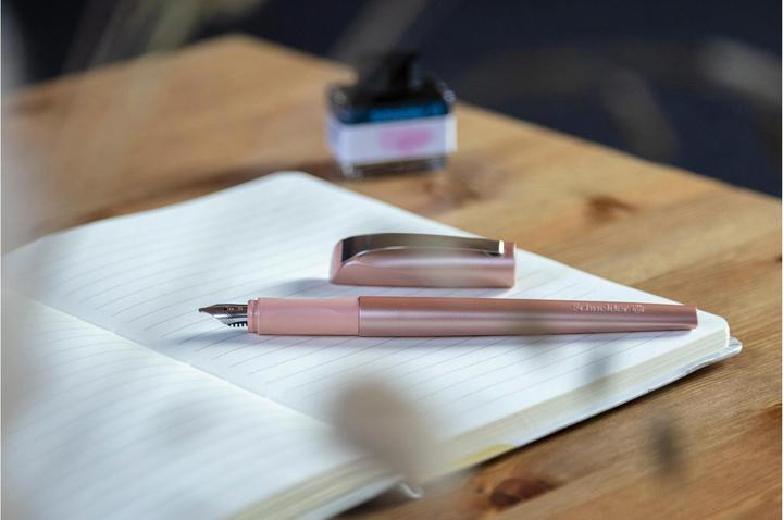 Image du produit Schneider Plume Callissima abricot 1.1mm (Abricot, 1x)