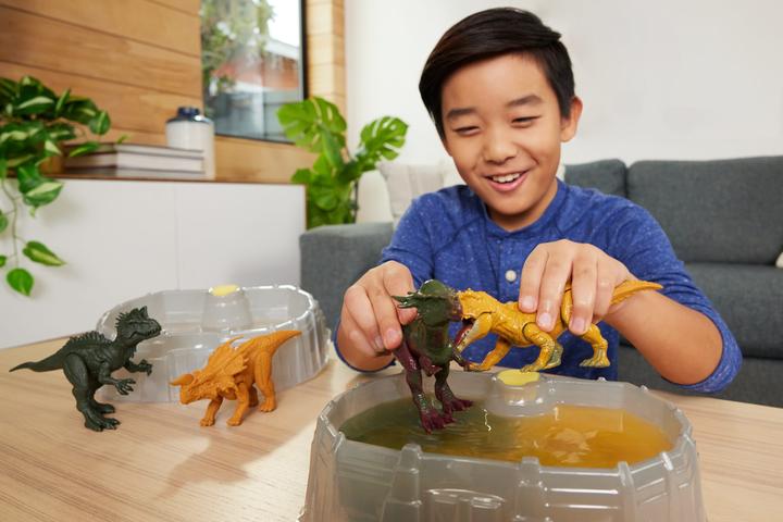 Image du produit Mattel JURASSIC WORLD DINO REVEAL BATTLE PACK Piatnitzkysaurus vs. Einiosaurus