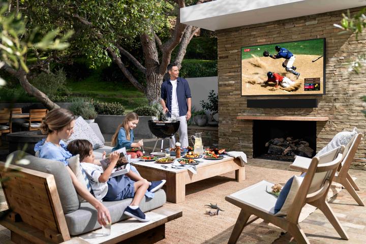 Actual product image Samsung The Terrace GQ75LST7T (75", LST7, QLED, 4K, 2021)