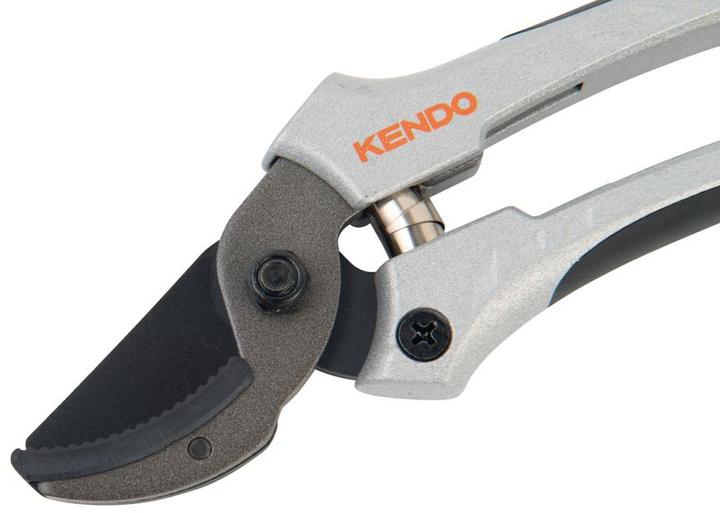 Actual product image Kendo Anvil Garden Shears with aluminium handle