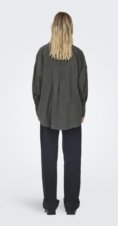 Produktbild Only Locker geschnitten Hemdkragen Ärmelbündchen mit Knopf Tief angesetzte Schulter Hemd Hemd (XL)