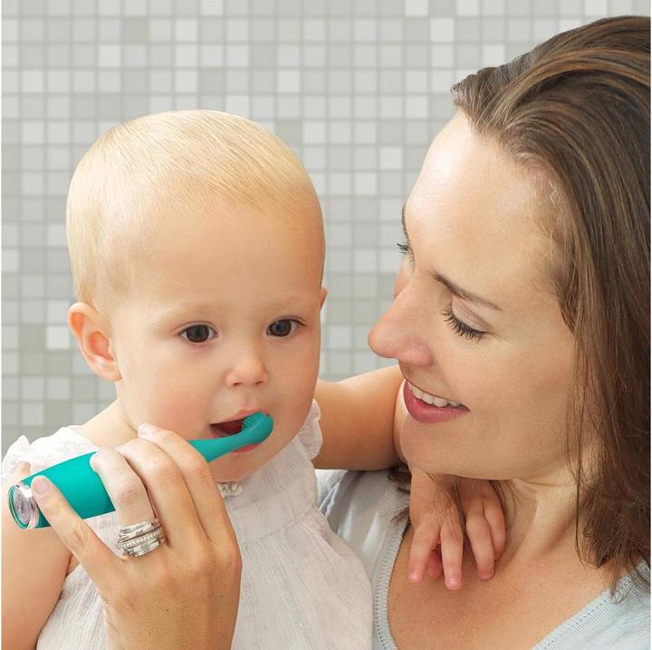 Immagine prodotto Foreo ISSA Baby Kiwi Green Panda spazzolino sonico (Spazzolino sonico)