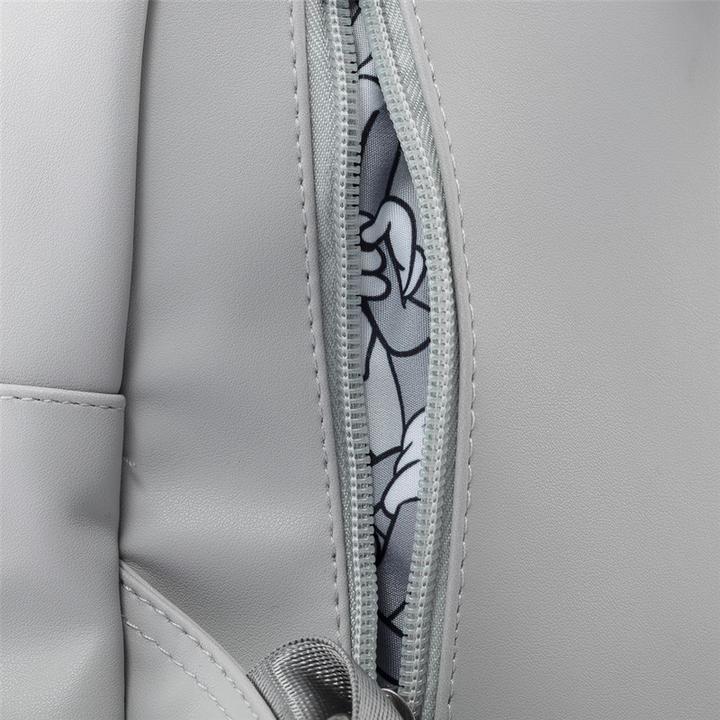 Actual product image Pyramid Looney Tunes backpack Bugs Bunny What's up Doc