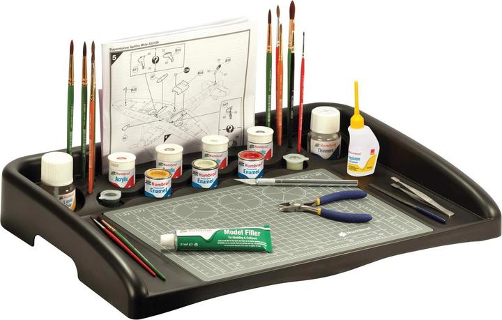 Actual product image Hornby The Kit Modellers Tool Set Medium