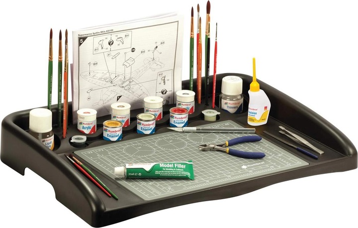 Actual product image Hornby The Kit Modellers Tool Set Medium