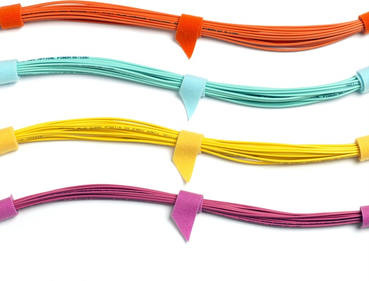 Immagine prodotto Velcro brand Fascetta professionale di marca (Fascette in plastica, 230 mm, 25 pz.)