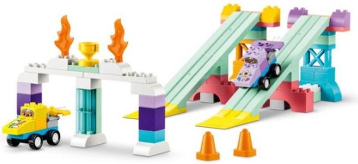 Productafbeelding LEGO Kreative Sprungschanzen mit kleinen Flitzern 3-in-1-Set (10478)