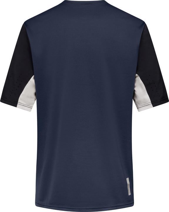 Actual product image Fox Defend SS Jersey (M)