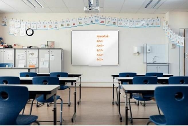 Produktbild Nobo Whiteboard Premium Plus 40, Weiss (90.5 x 52 x 2 cm)