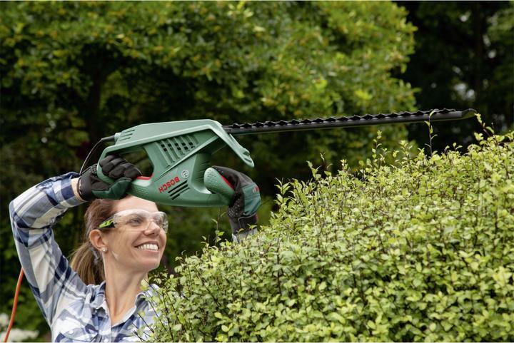 Produktbild Bosch Home & Garden Heckenschere EasyHedgeCut 55 (Akkubetrieb)