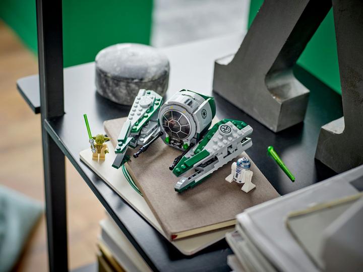 Image du produit LEGO Le Jedi Starfighter de Yoda (75360, LEGO Star Wars)