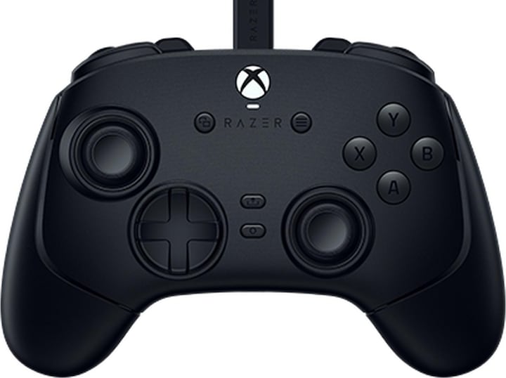 Image du produit Razer Wolverine V3 Tournament Edition, noir - Manette e-sport filaire pour Xbox & PC (Xbox Series S, Xbox One S, PC, Xbox One X, Xbox Series X)