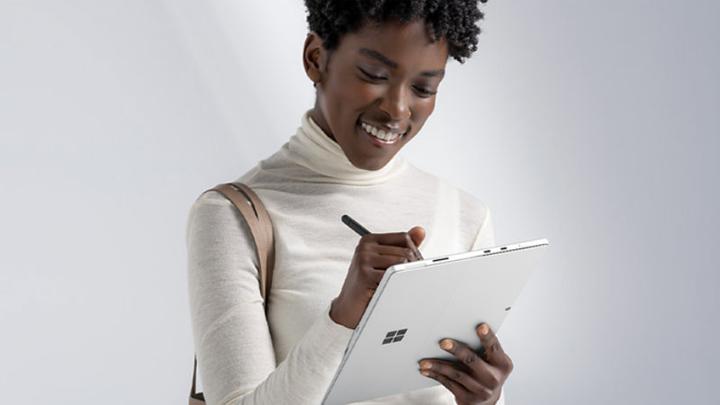 Produktbild Microsoft Surface Pro 8 (13", Intel Core i5-1145G7, 16 GB, 512 GB, Ohne Tastaturlayout)