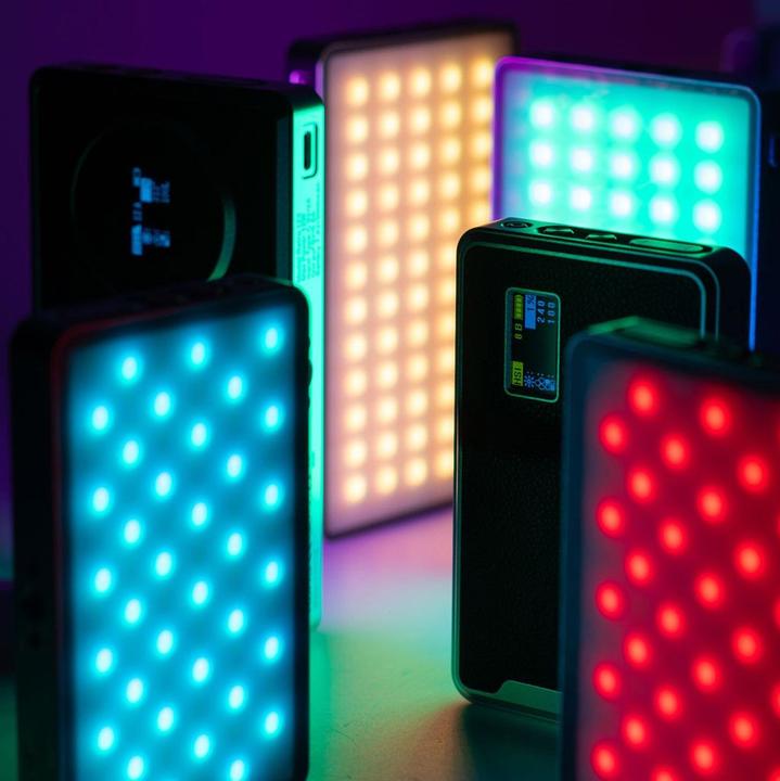 Produktbild Viltrox Retro 12X RGB Pocket LED Light (Videoleuchte)