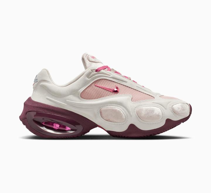 Image du produit Nike Women's Air Max Muse Valentine’s Day (39)