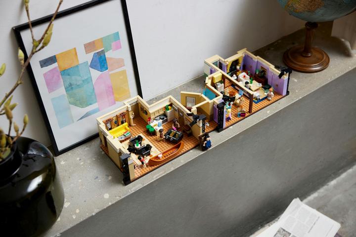 Productafbeelding LEGO Vrienden Appartementen (10292, LEGO Vrienden, LEGO Zeldzame Sets)