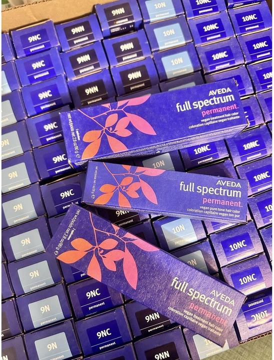 Actual product image Aveda Full Spectrum Permanent Hair Color ELC Extra Lifting Creme Pure Tone 28oz