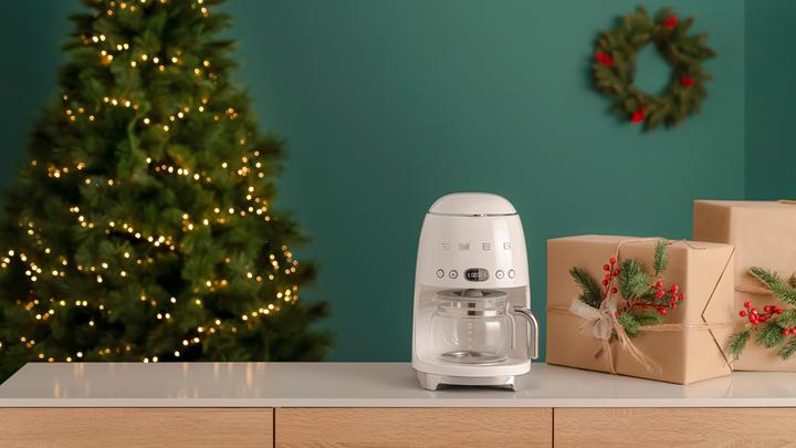 Actual product image Smeg DCF02CREU