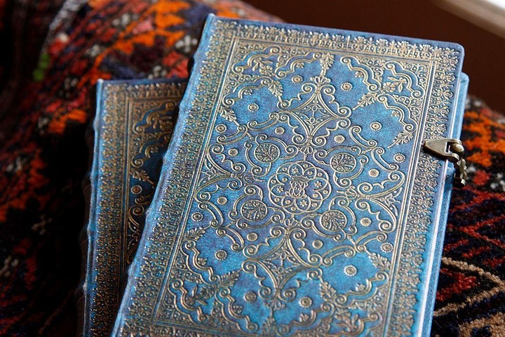 Actual product image Paperblanks Equinox (A6, Lined, Hardcover)