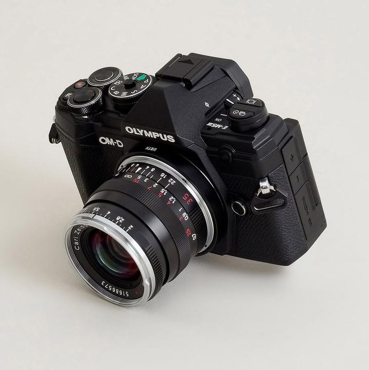 Productafbeelding Urth Adapter voor lensmontage: compatibel met Leica M lens naar Micro Four Thirds (M4/3) camerabody.