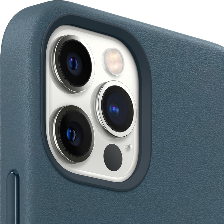 Actual product image Apple Leather Case with MagSafe (Apple iPhone 12 Pro Max)