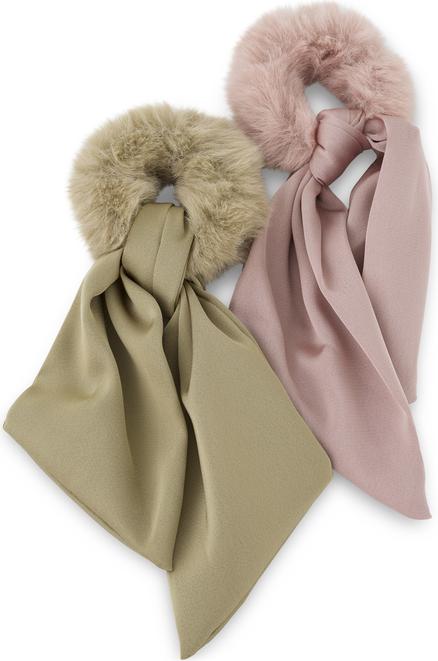 Immagine prodotto Trisa Capelli - Scrunchie di pelliccia finta, beige rosato (Elastico per capelli)