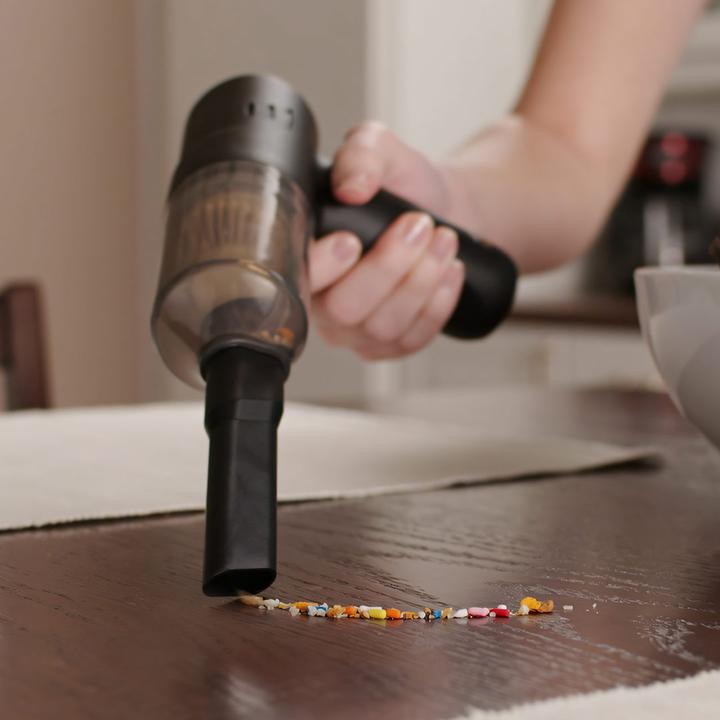 Image du produit Livington Vac and Blow - Aspirateur à main sans fil