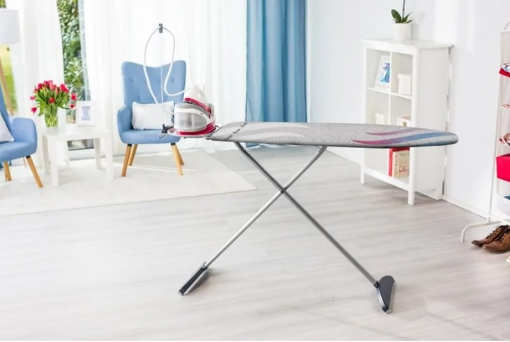 Actual product image Vileda Total Reflect Plus full size ironing board (130 x 44 cm)