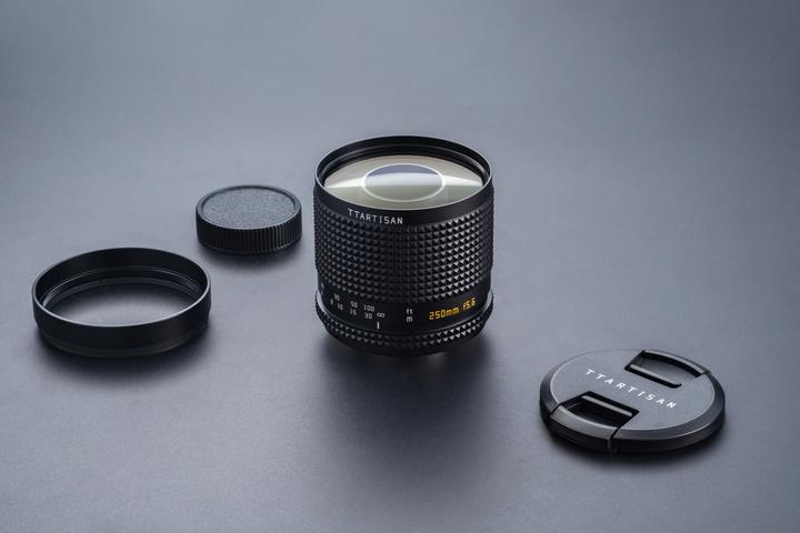 Immagine prodotto TTArtisan 250 mm f5,6 VF per M42 Mont nero / nero (M42, Full frame)