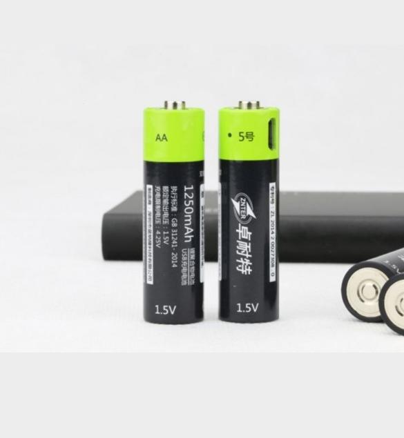 Immagine prodotto Znter AA 1.5V 1700mAh li-polimero ricaricabile via USB Blister da 2 (2 pz., AA, 1700 mAh)