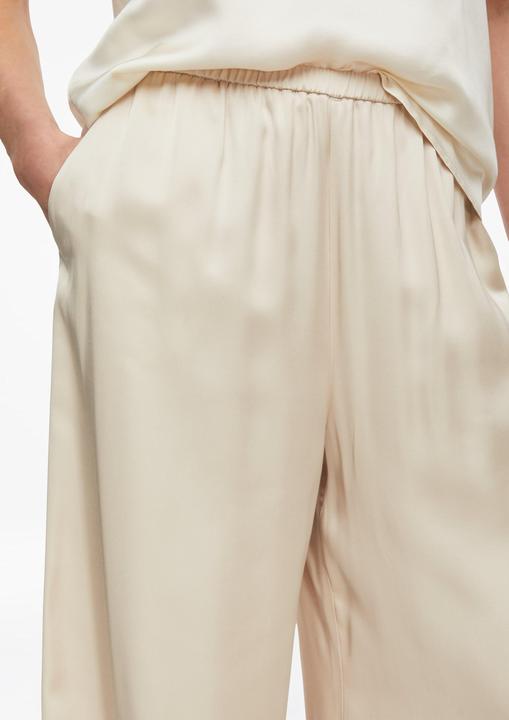 Produktbild Comma Easy Pull-On-Satin-Wide-Leg-Hose (42)