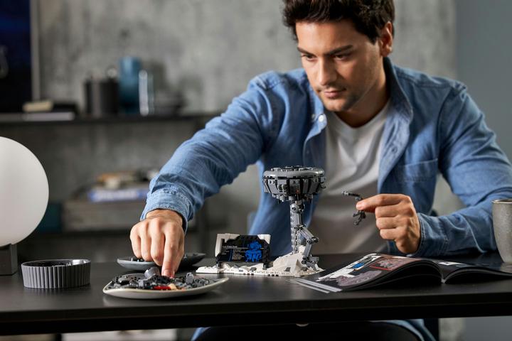 Actual product image LEGO Imperial Probe Droid (75306, LEGO Star Wars)