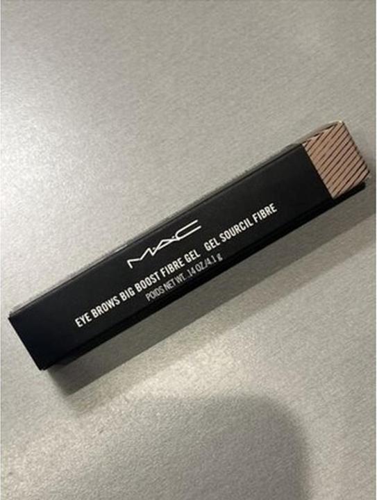 Actual product image MAC Cosmetics Eye Brows Big Boost Fibre Gel (Omega)