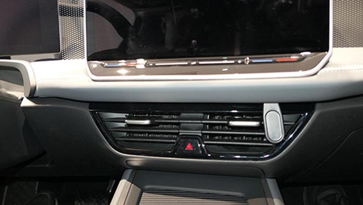 Actual product image Brodit ProClip Volkswagen Passat year 24